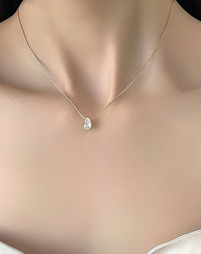 Elegant Zircon Heart Necklace chain